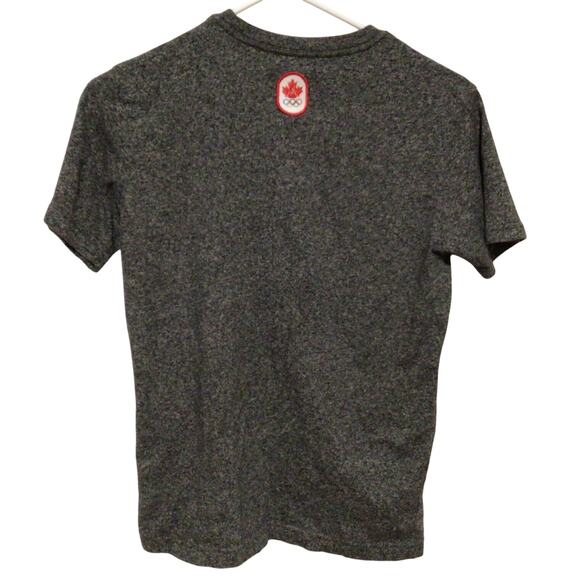 HBC Hudson’s Bay Boys Gray Plaid Canuck Olympics Graphic T-Shirt Size 7/8 - Picture 4 of 5